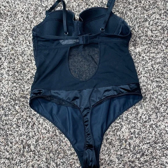 Auden Sheer Mesh Black Sculpting Underwire Thong Bodysuit Size Small | NWOT - Picture 4 of 5
